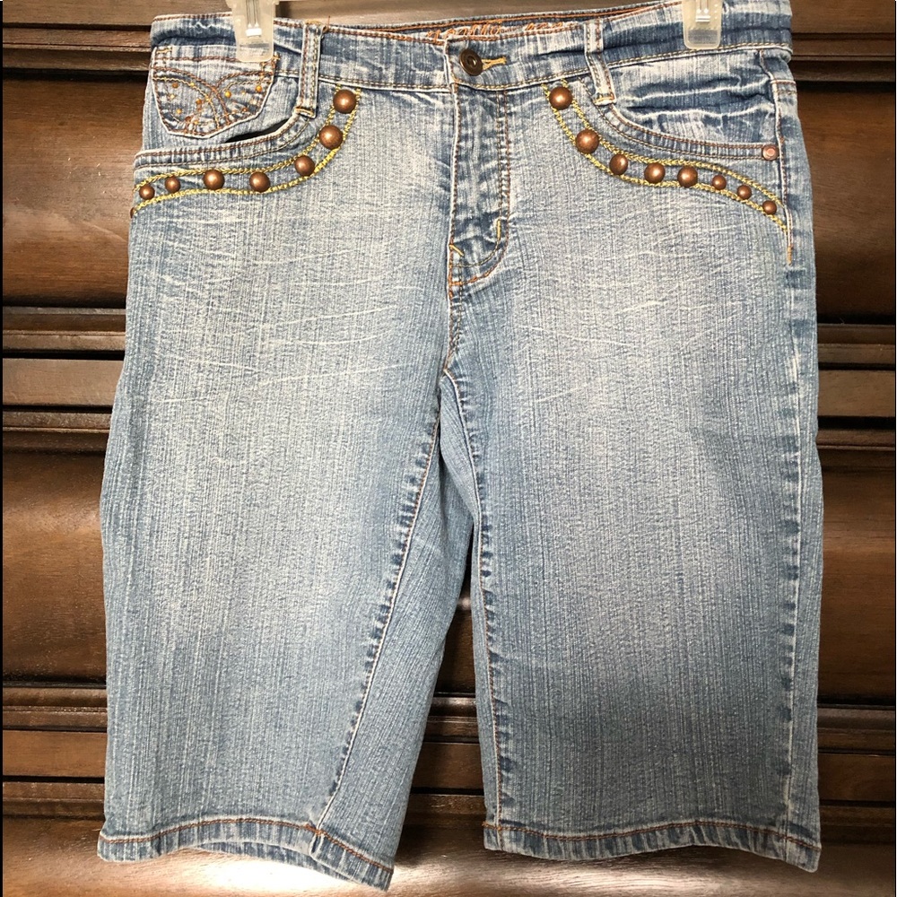 Apollo Jeans
